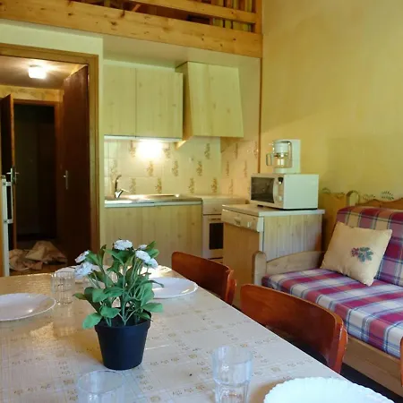 7 Personnes Au Pied Des Pistes Avec Parking A Areches-beaufort - Fr-1-342-199 * Areches